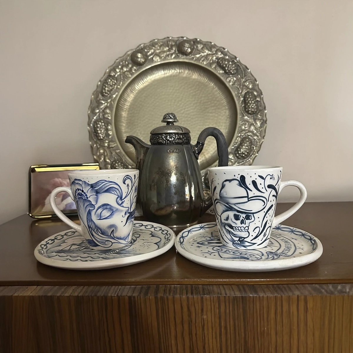 taza daggers wild path + plato guiding star (copia) taza daggers wild path + plato guiding star (copia)