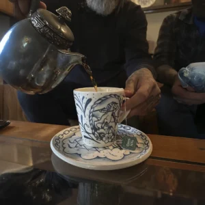 taza daggers warrior spirit + plato swallow return (copia)